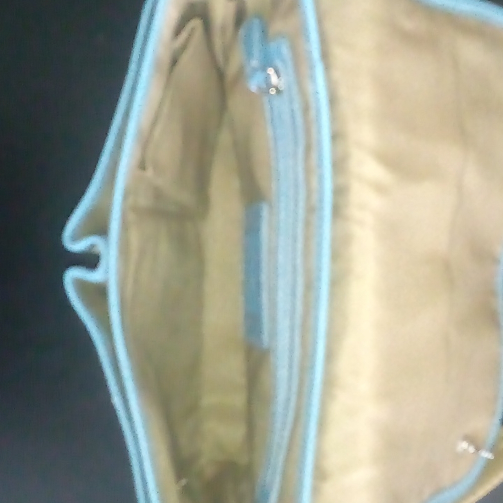 Coach - Picture 6 of 6